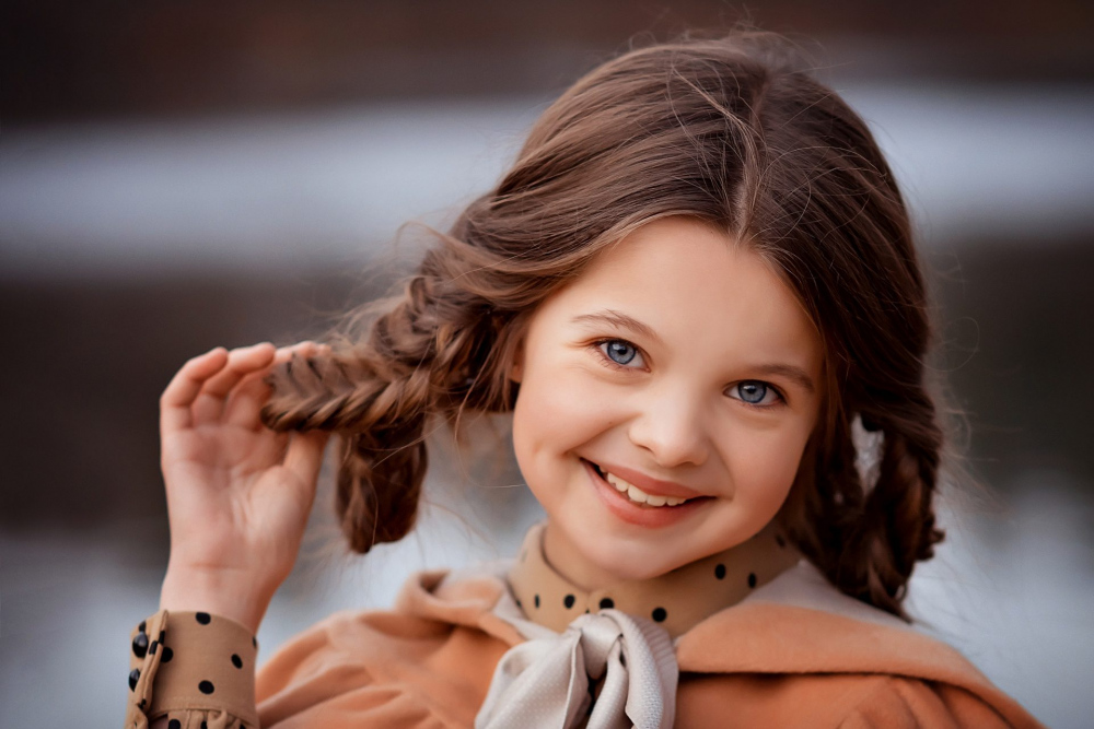 Легкі зачіски для дітей на коротке волосся (8 варіантів)