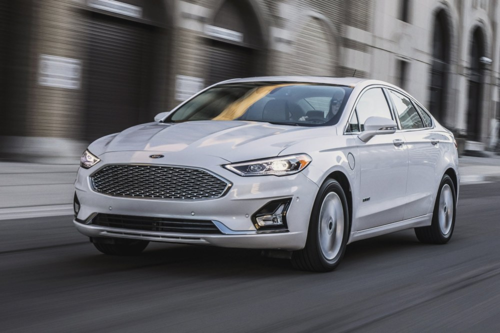 Ford Fusion зі США — особливості вибору та головні переваги моделі